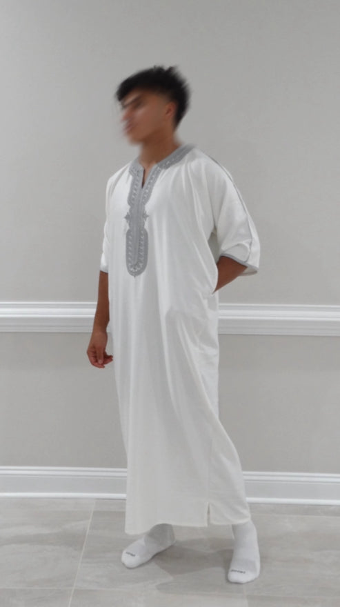 SUMMER WHITE AND GREY THOUBE